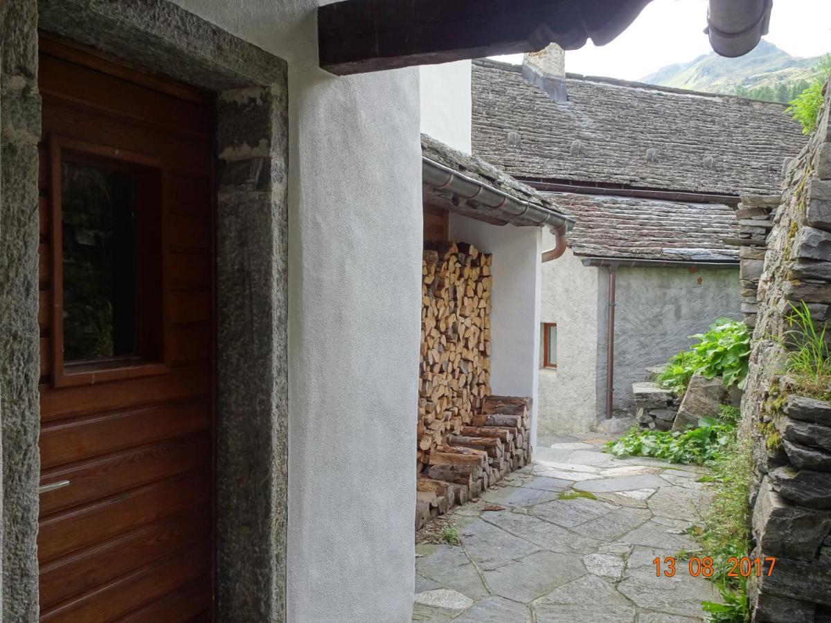 Ferienwohnung Casa Sonnenberg Bosco/Gurin Exterior foto